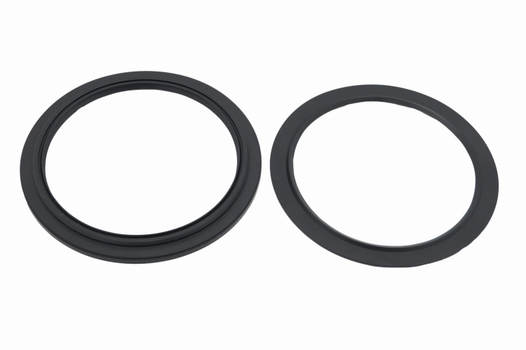 zestaw_naprawczy_kuli_zwrotnicy_nissan_patrol_Y61-prawa-strona-uszczelniacz.png.