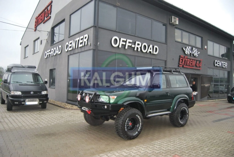 Poszerzenie_nadkoli_błotników-7cm-komplet.png