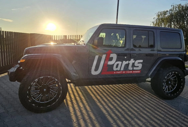 jeep_wrangler_jl_uparts_polibusze.jpg