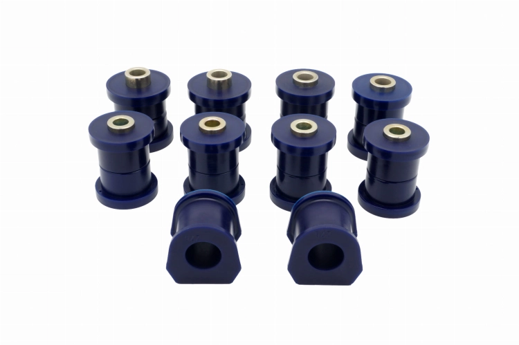 komplet przednich wahaczy Pajero 3.jpg